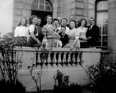 Familie Louis-Van Canneyt Pasen 1949